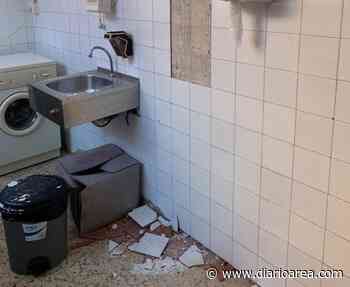 Suspenden las clases en el colegio Buenos Aires al encharcarse el centro por un problema en un baño - diarioarea.com