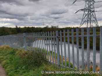 Fencing to stop youths tombstoning into water in Oswaldtwistle
