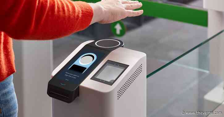 Amazon One lets you pay with your palm