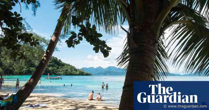 American faces prison in Thailand over bad hotel review