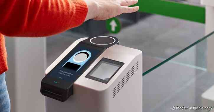 Amazon One lets you pay at stores with the palm of your hand