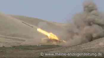 Krieg in Bergkarabach: Türkischer Jet soll armenische Militärmaschine abgeschossen haben - Ankara dementiert