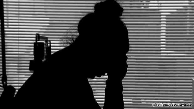 Alberta presses Canada to enforce domestic violence law