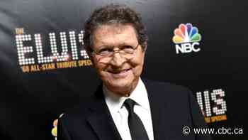 Mac Davis, country star and Elvis Presley songwriter, dies at 78