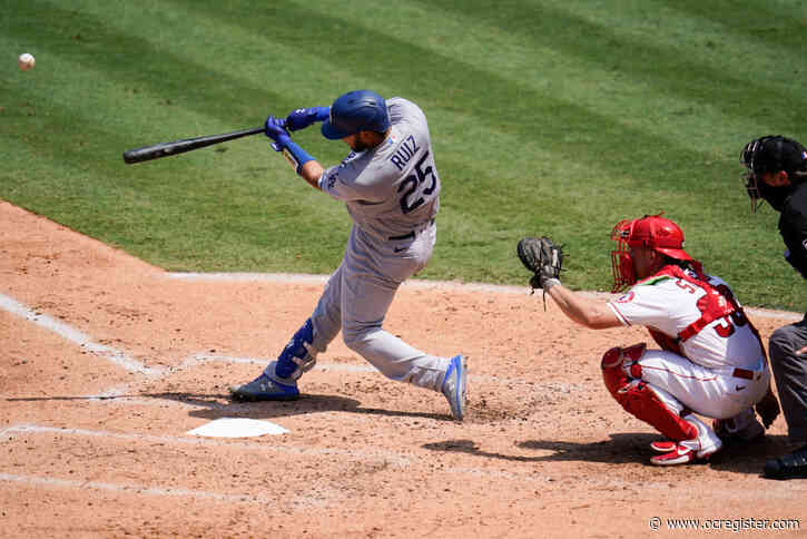 Dodgers add third catcher, pinch-running specialist to Wild Card Series roster