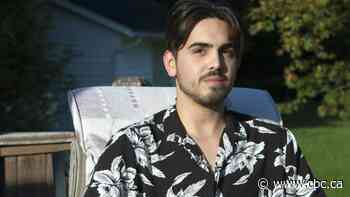 Frustrated families still fighting for school-trip refunds months into pandemic