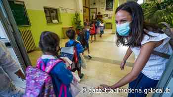 Modena, tamponi negativi alle primarie e alle superiori. Fine sorveglianza per Wiligelmo, Fermi e S. Carlo - La Gazzetta di Modena