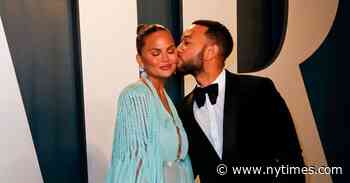 Chrissy Teigen and John Legend Lose Baby After Pregnancy Complications