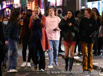 Mayor: London 'at tipping point' in Coronavirus second wave