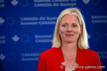 Canada spends on infrastructure to boost jobs, cut CO2 emissions