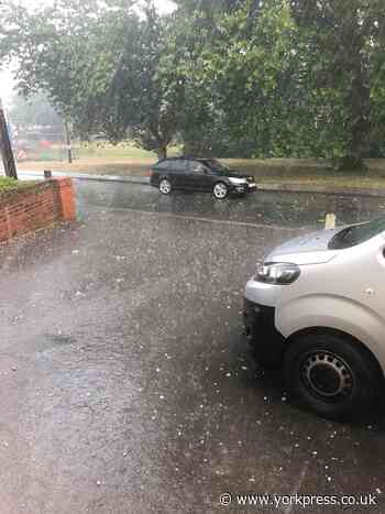 Heavy rain on the way to York - risk of flooding
