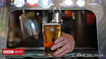 Coronavirus: Bolton pubs and restaurants 'thrown to the lions' - BBC News