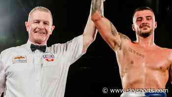 How to referee a boxing match