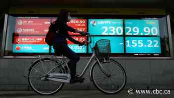 Stock markets sell off after Trump coronavirus diagnosis adds to uncertainty