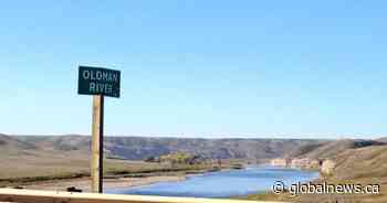 20-year-old woman killed in Highway 3 collision near Oldman River Bridge