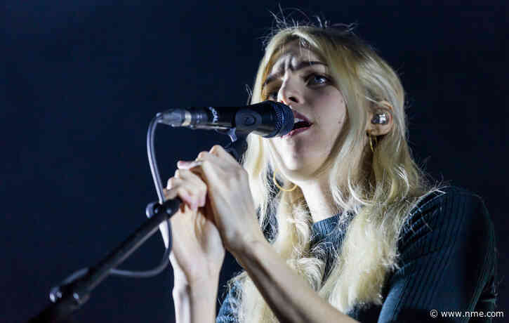 Watch London Grammar perform dreamy live performance of ‘Baby It’s You’