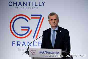 French official warns on public spending as debts rack up