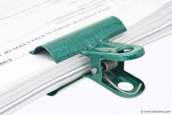 The Best Bulldog Clips for Binding Papers and Photographs