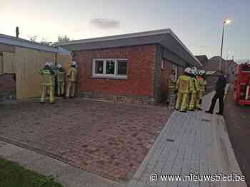 Remmen terreinwagen begeven het: brandweer moet gevel stutten<BR />