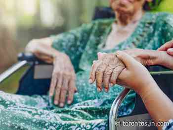 ASK AMY: Family estrangement continues to the end - Toronto Sun