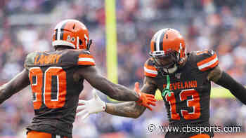 LOOK: Jarvis Landry throws touchdown pass to Odell Beckham Jr. on trick play vs. Cowboys