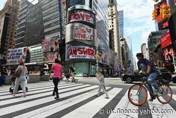 New York seeks virus shutdowns in nine neighborhoods
