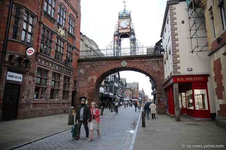 UK COVID cases jump to 22,961 after glitch causes backlog