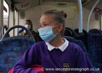 Warning for children to wear masks on school buses