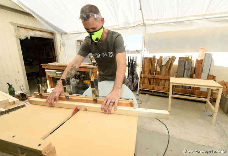 Laid-off tech worker from Chino makes free desks for at-home students