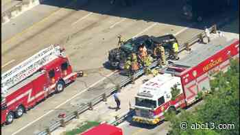 Houston Traffic: Inbound SW Fwy lanes reopened after pickup mangled in crash - KTRK-TV