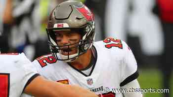 Tom Brady becomes oldest QB to throw for five TDs in a game, setting several NFL marks in Buccaneers win