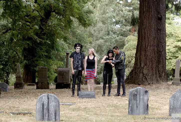 Exclusive My Summer as a Goth Trailer From Tara Johnson-Medinger’s Drama