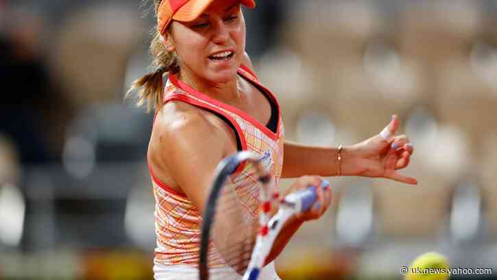 ‘Sorry I had to win’: Kenin overcomes tough crowd to best France’s Ferro at French Open