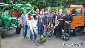 Am Papenbörger Hus: Historische Traktoren auf Papenburger „Von-Velen-Fest“ - NOZ - Neue Osnabrücker Zeitung