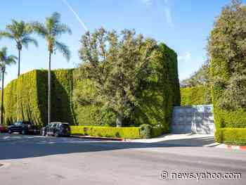 A fired Amazon employee led a protest in front of Jeff Bezos' $165 million Beverly Hills mansion over workers' wages and job protections