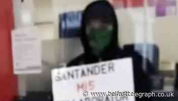 Santander branch in Derry is invaded by dissident republicans