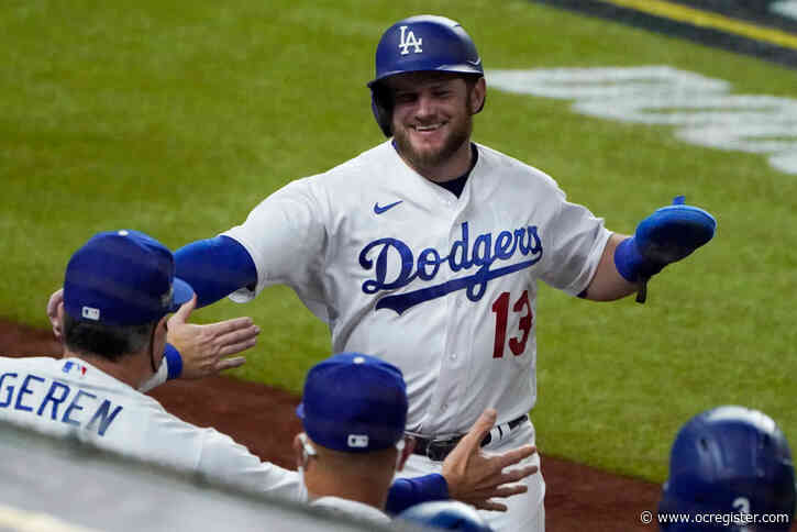 Dodgers take down Padres in Game 1 of NLDS with one big inning