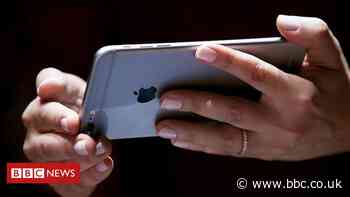 Apple sues recycling firm that 'resold old gadgets' - BBC News