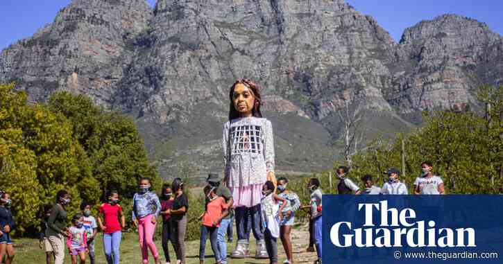 Giant refugee puppet to walk from Syria to UK in public art event