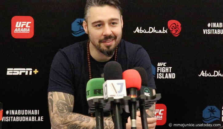 Dan Hardy says Darren Till would be a 'good cornerman' for Mike Perry: 'He'll give him good advice'