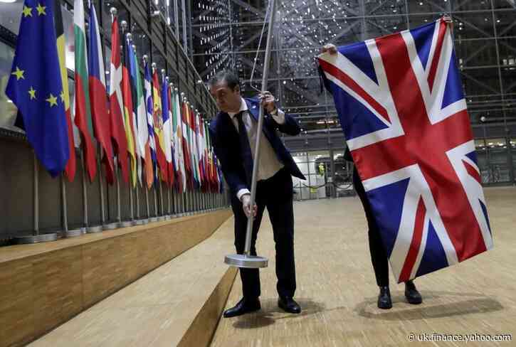 UK sees 'landing zone' for Brexit trade deal but tells EU to hurry up