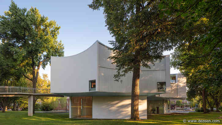 Steven Holl shapes Winter Visual Arts Building around 200-year-old trees