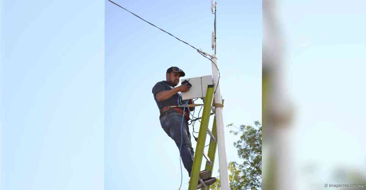 Llevan internet y terminan rezago de agua potable en Villanueva - Imagen Zacatecas - Imagen de Zacatecas, el periódico de los zacatecanos