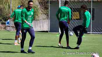 Ecuador entrena y piensa en el viaje a Buenos Aires - Télam