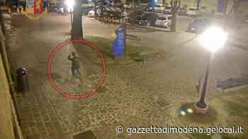 Modena. Aggressioni, coltellate e fughe in auto: preso il rapinatore seriale - La Gazzetta di Modena