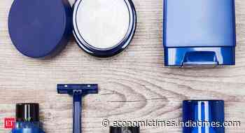 Ravi Shastri turns entrepreneur with new venture 23 Yards - Economic Times