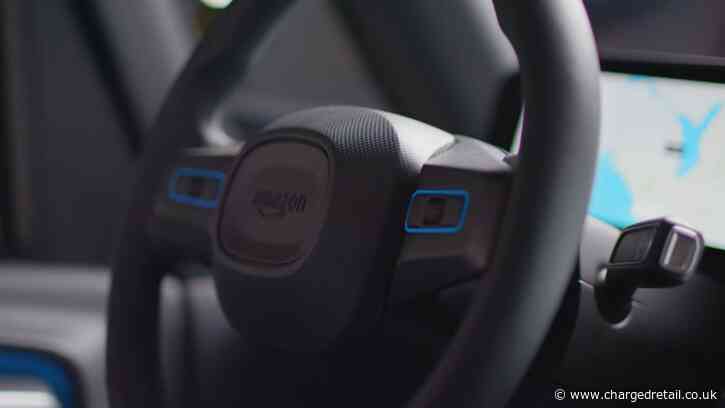 Amazon debuts first “state-of-the-art” electric delivery vans from Rivian