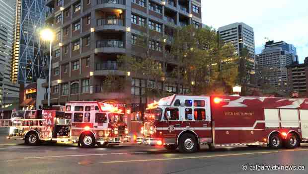 Crews respond to 2 early morning fires in Calgary