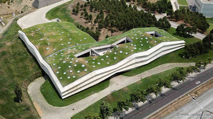 Giorgi Khmaladze Architects encloses Tbilisi coffee factory in folded concrete