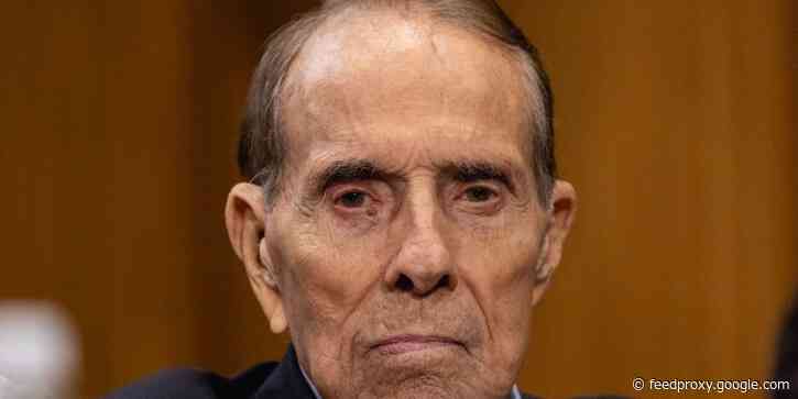 Bob Dole says none of his Republican friends on the presidential debate commission support Trump